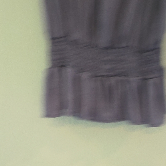Glam Blue Gray Smocked Sleeveless Blouse Size Small Feels Like Silk - Picture 7 of 10